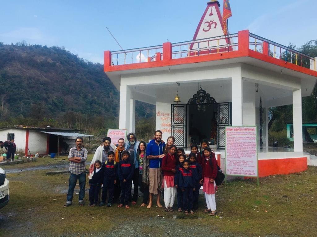 بيت شباب Tebaar Backpackers Rishīkesh المظهر الخارجي الصورة